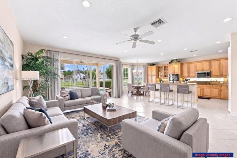 House in Boca Raton, Florida 4 bedrooms, 332.78 sq.m. № 2430191 - photo 20