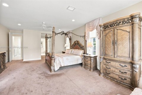 House in Boca Raton, Florida 4 bedrooms, 332.78 sq.m. № 2430191 - photo 28
