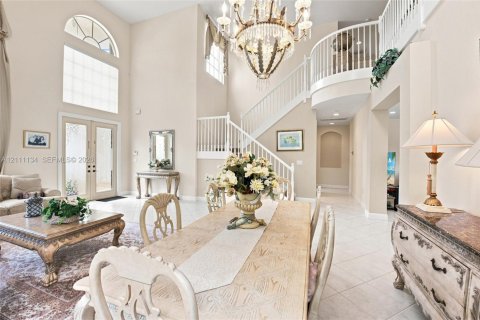 House in Boca Raton, Florida 4 bedrooms, 332.78 sq.m. № 2430191 - photo 8