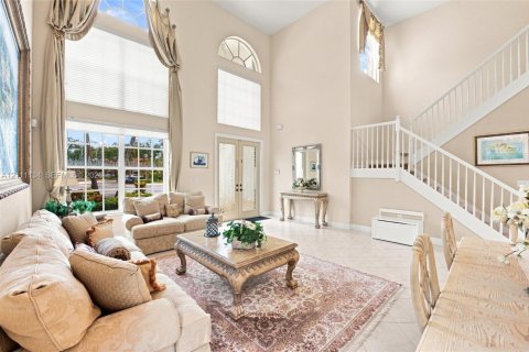 House in Boca Raton, Florida 4 bedrooms, 332.78 sq.m. № 2430191 - photo 7