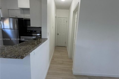 Appartement à louer à North Miami, Floride: 1 chambre, 65.03 m2 № 2046059 - photo 6