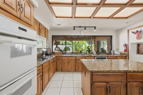 Casa en venta en Port Charlotte, Florida, 6 dormitorios, 512.26 m2 № 2143434 - foto 27