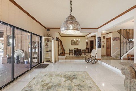 Casa en venta en Port Charlotte, Florida, 6 dormitorios, 512.26 m2 № 2143434 - foto 14