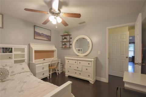 House in Altamonte Springs, Florida 4 bedrooms, 190.08 sq.m. № 2152206 - photo 26