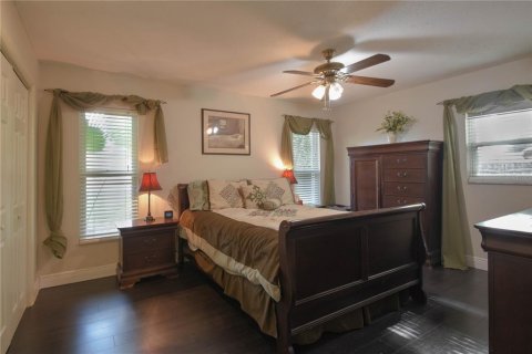 House in Altamonte Springs, Florida 4 bedrooms, 190.08 sq.m. № 2152206 - photo 21