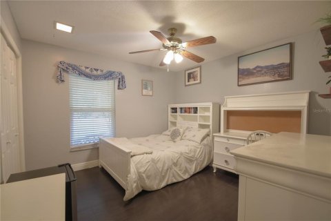 House in Altamonte Springs, Florida 4 bedrooms, 190.08 sq.m. № 2152206 - photo 27