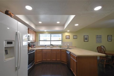 House in Altamonte Springs, Florida 4 bedrooms, 190.08 sq.m. № 2152206 - photo 19