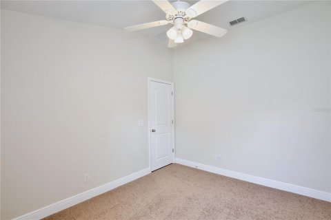 Casa en venta en Minneola, Florida, 4 dormitorios, 162.11 m2 № 2386222 - foto 23