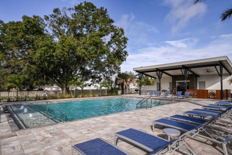 Townhouse in Brandon, Florida 3 bedrooms, 154.87 sq.m. № 1747527 - photo 21