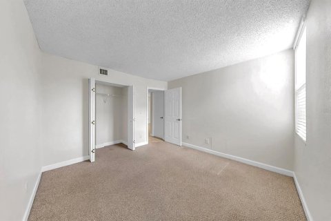 Condominio en venta en Sarasota, Florida, 2 dormitorios, 80.45 m2 № 1845037 - foto 20