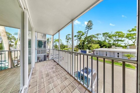 Condominio en venta en Sarasota, Florida, 2 dormitorios, 80.45 m2 № 1845037 - foto 22