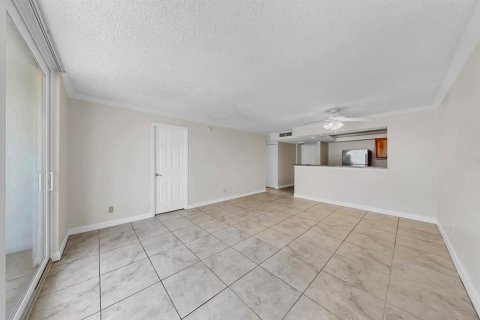 Condominio en venta en Sarasota, Florida, 2 dormitorios, 80.45 m2 № 1845037 - foto 5