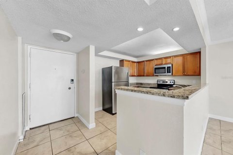 Condominio en venta en Sarasota, Florida, 2 dormitorios, 80.45 m2 № 1845037 - foto 2