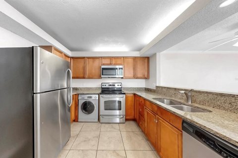 Condominio en venta en Sarasota, Florida, 2 dormitorios, 80.45 m2 № 1845037 - foto 9