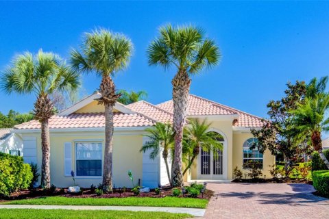 House in Sarasota, Florida 3 bedrooms, 186.55 sq.m. № 1586629 - photo 1