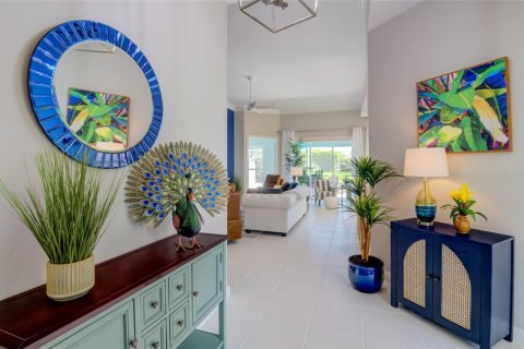House in Sarasota, Florida 3 bedrooms, 186.55 sq.m. № 1586629 - photo 12