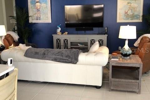 House in Sarasota, Florida 3 bedrooms, 186.55 sq.m. № 1586629 - photo 24