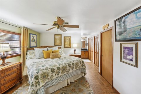 Villa ou maison à vendre à Homestead, Floride: 5 chambres, 300.17 m2 № 1818485 - photo 12