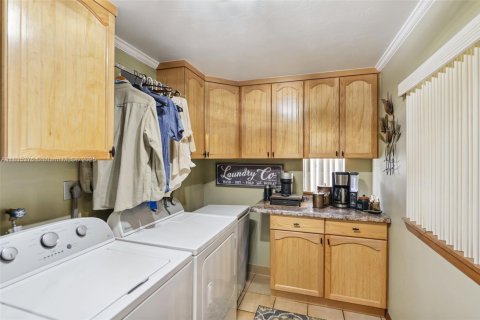 Villa ou maison à vendre à Homestead, Floride: 5 chambres, 300.17 m2 № 1818485 - photo 9