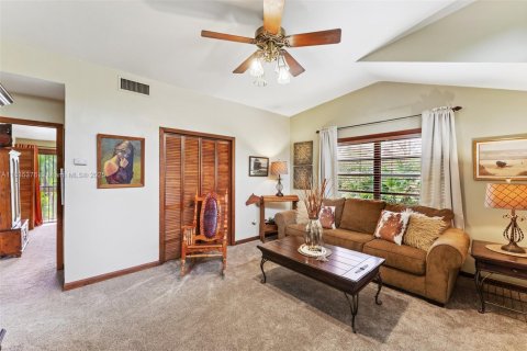 Villa ou maison à vendre à Homestead, Floride: 5 chambres, 300.17 m2 № 1818485 - photo 17