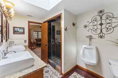 Villa ou maison à vendre à Homestead, Floride: 5 chambres, 300.17 m2 № 1818485 - photo 16