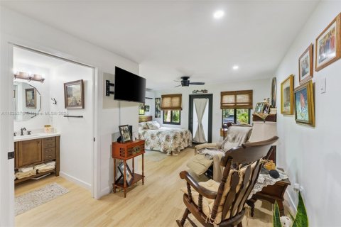 Villa ou maison à vendre à Homestead, Floride: 5 chambres, 300.17 m2 № 1818485 - photo 24