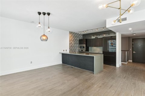 Снять в аренду кондоминиум в Майами, Флорида 3 спальни, 207.73м2, № 2005408 - фото 13