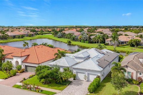 Casa en Bradenton, Florida 3 dormitorios, 276.57 m2 № 2369256