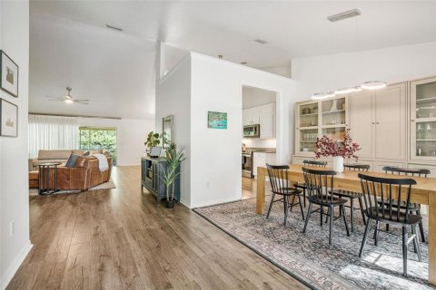 Casa en venta en Port Orange, Florida, 4 dormitorios, 200.95 m2 № 1911028 - foto 2