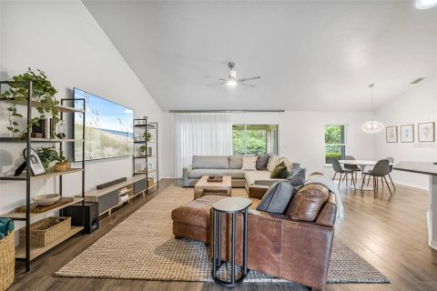Casa en venta en Port Orange, Florida, 4 dormitorios, 200.95 m2 № 1911028 - foto 10