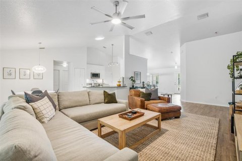 Casa en venta en Port Orange, Florida, 4 dormitorios, 200.95 m2 № 1911028 - foto 12