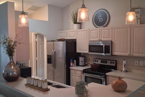 House in Port St. Lucie, Florida 3 bedrooms, 128.76 sq.m. № 2244509 - photo 4