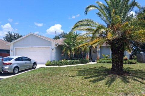 Villa ou maison à Port St. Lucie, Floride 3 chambres, 128.76 m2 № 2244509