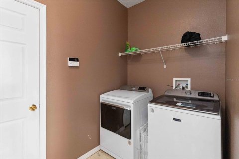 Casa en venta en Orlando, Florida, 4 dormitorios, 268.02 m2 № 1851195 - foto 9