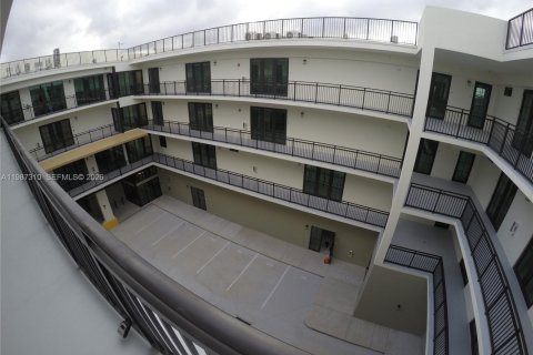 Copropriété à vendre à Davie, Floride: 1 chambre, 37.9 m2 № 2047764 - photo 3