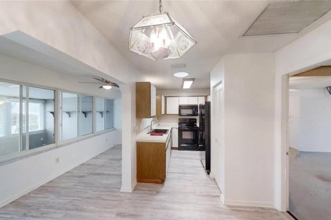 House in Ocala, Florida 2 bedrooms, 103.4 sq.m. № 1866913 - photo 5