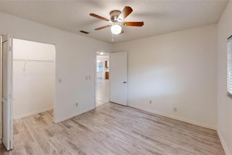 House in Ocala, Florida 2 bedrooms, 103.4 sq.m. № 1866913 - photo 17