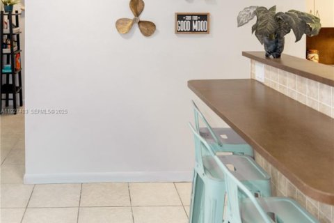 House in Marathon, Florida 3 bedrooms, 175.77 sq.m. № 1986065 - photo 23