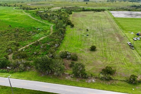 Land in Fort Meade, Florida № 2238771 - photo 6