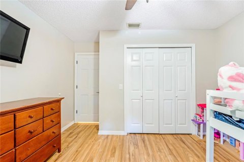 House in DeLand, Florida 4 bedrooms, 196.12 sq.m. № 2152163 - photo 28