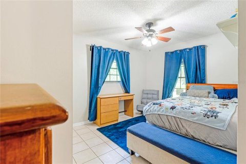 House in DeLand, Florida 4 bedrooms, 196.12 sq.m. № 2152163 - photo 17