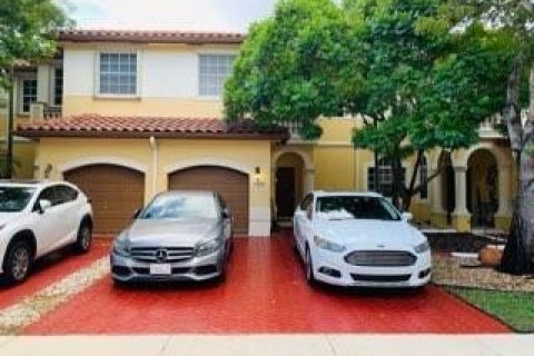 Touwnhouse à Miramar, Floride 3 chambres, 162.67 m2 № 2086321
