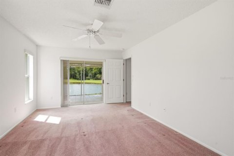 Villa ou maison à vendre à New Port Richey, Floride: 2 chambres, 169.45 m2 № 2324970 - photo 15