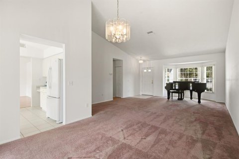 Villa ou maison à vendre à New Port Richey, Floride: 2 chambres, 169.45 m2 № 2324970 - photo 12