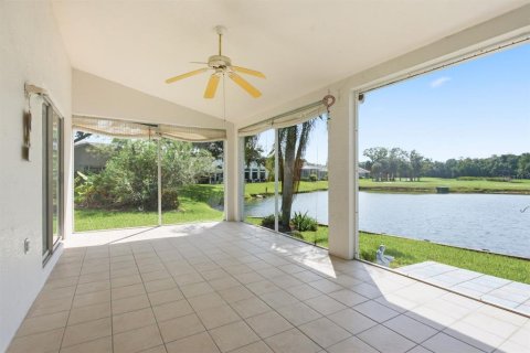 Villa ou maison à vendre à New Port Richey, Floride: 2 chambres, 169.45 m2 № 2324970 - photo 6