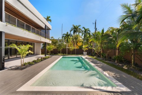 Купить виллу или дом в Майами, Флорида 6 спален, 476.68м2, № 2030388 - фото 22