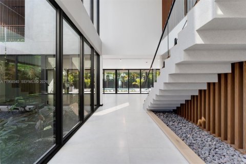 Купить виллу или дом в Майами, Флорида 6 спален, 476.68м2, № 2030388 - фото 3
