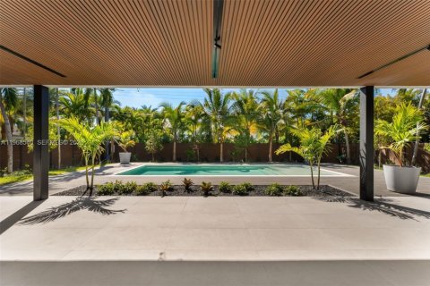 Купить виллу или дом в Майами, Флорида 6 спален, 476.68м2, № 2030388 - фото 18