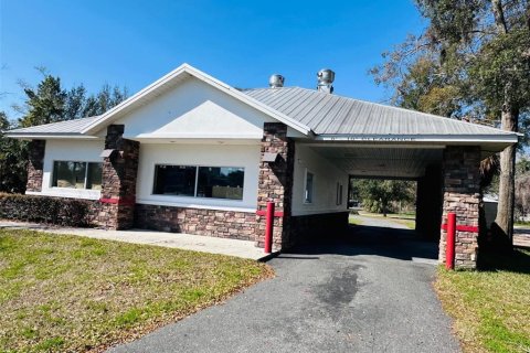 Commercial property in Chiefland, Florida 118.91 sq.m. № 1513900 - photo 1