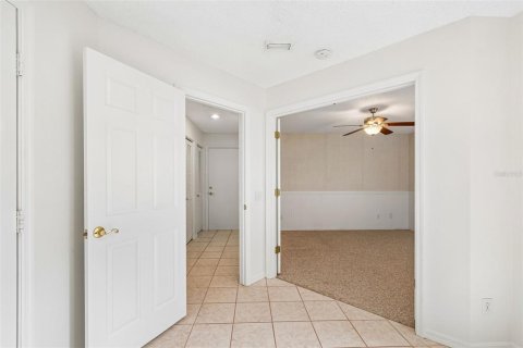 House in Sarasota, Florida 2 bedrooms, 186.92 sq.m. № 2150607 - photo 19